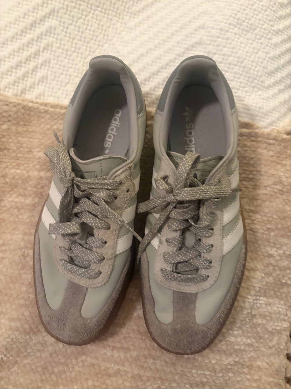 Adidas sambas women size 9